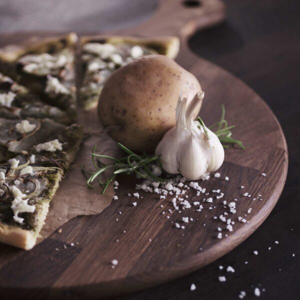 By Brorson Pizzabræt Ø 30 cm - Røget Egetræ - Image 3