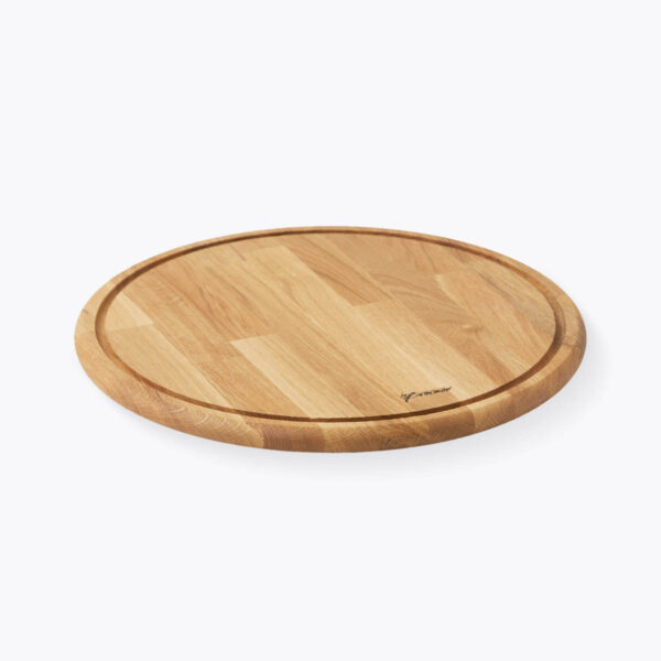 By Brorson Skære-/serveringsbræt m. saftrille Ø 35 cm - Olieret Egetræ - Image 2